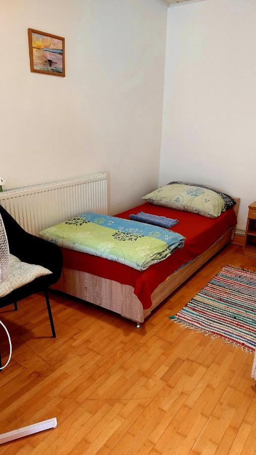 Mandula Apartman Szeged Exterior photo